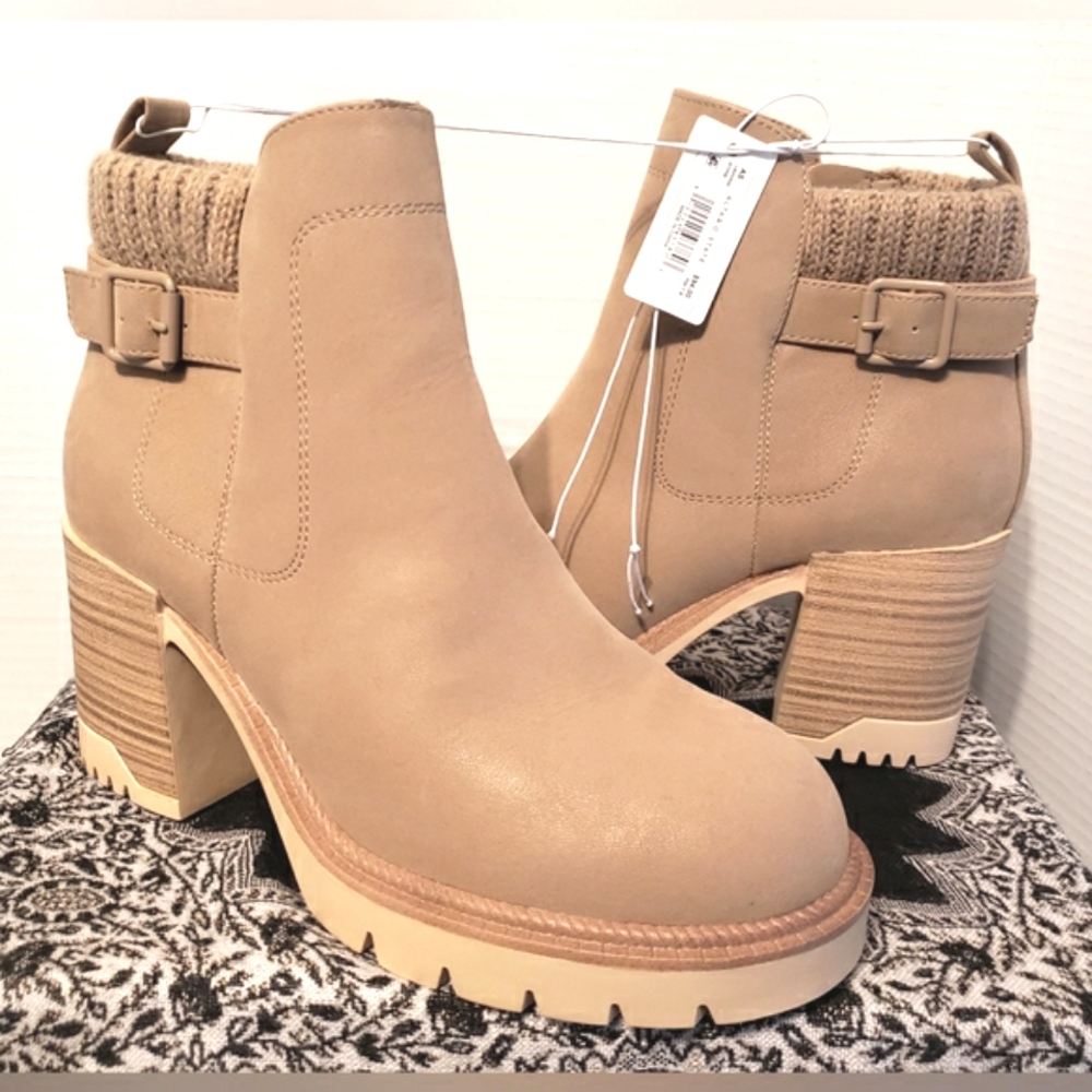 Alter’d State Sweater Ankle Lanne Lug Sole Booties  Stone Size 7.5M